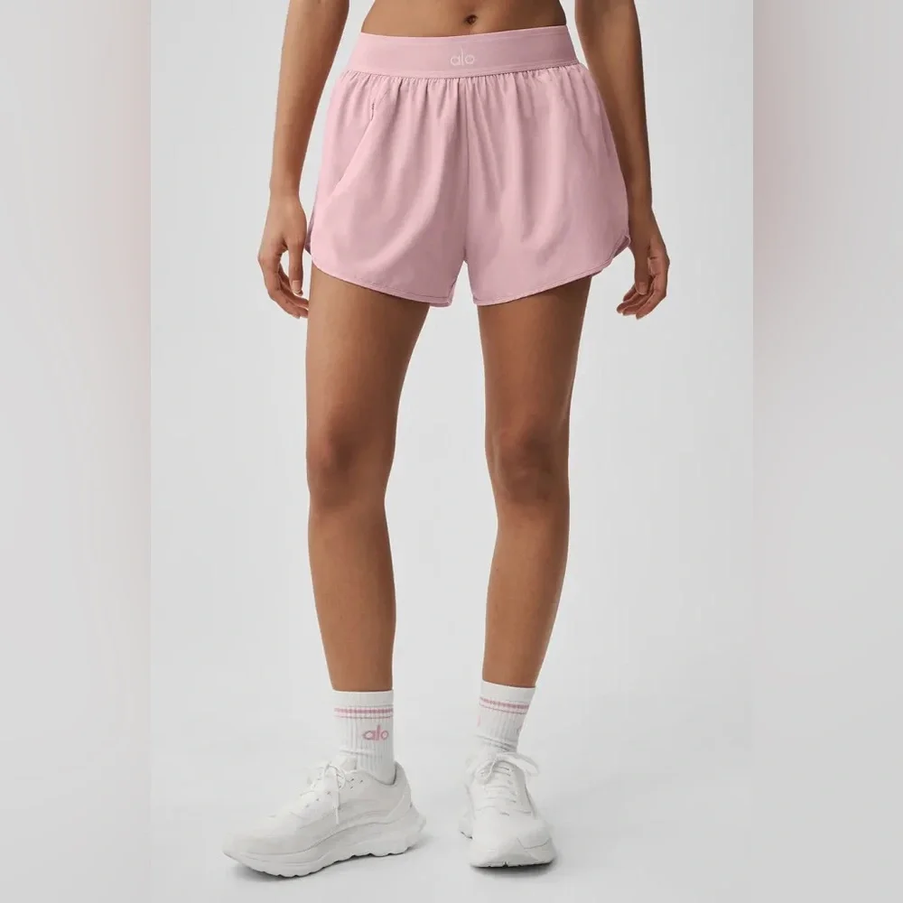 Alo Yoga Alo Yoga Match Point Short Vintage Pink S